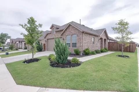 3500 Sweet Grass Dr, Aubrey, TX 76227