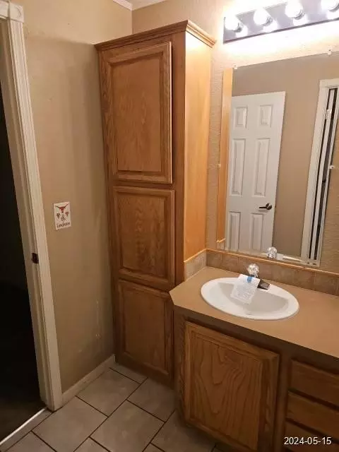 1301 Savell St, Sonora, TX 76950 photo 5