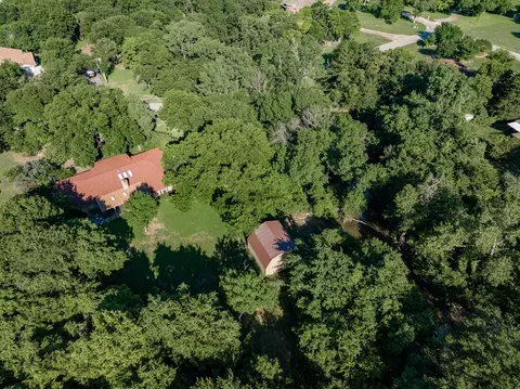 614 Valley Trail Dr, Weatherford, TX 76087
