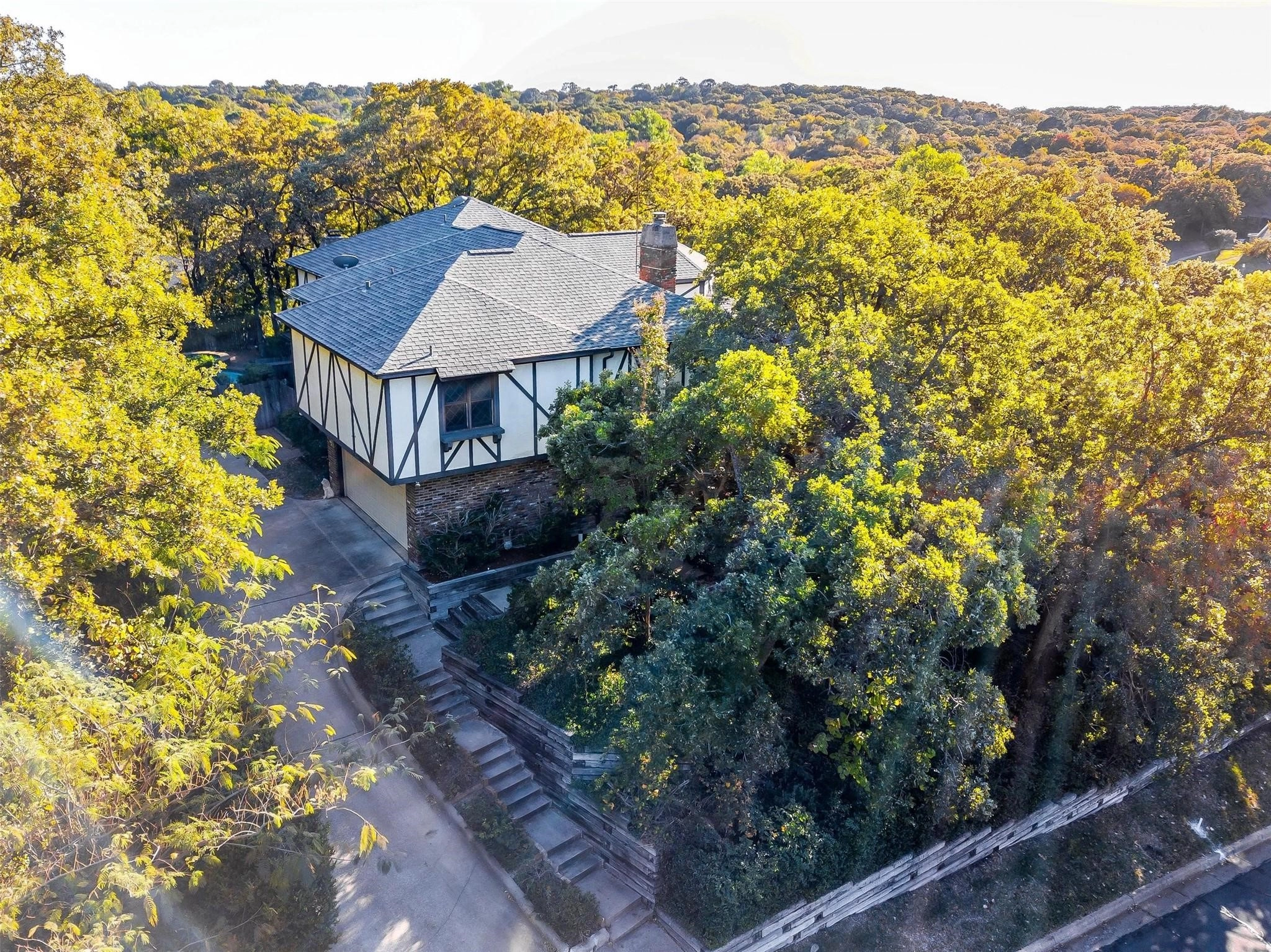 1202 Millbrook Dr  