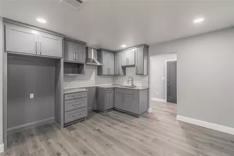 940 E Dashwood St, Fort Worth, TX 76104