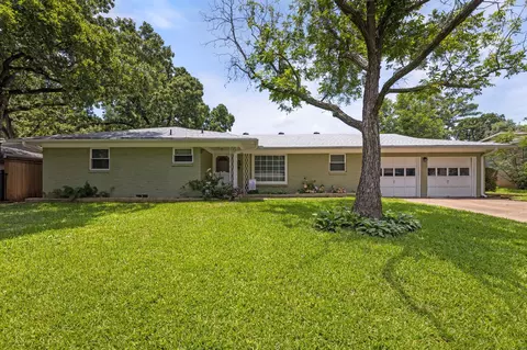 1216 W Cedar St, Arlington, TX 76012