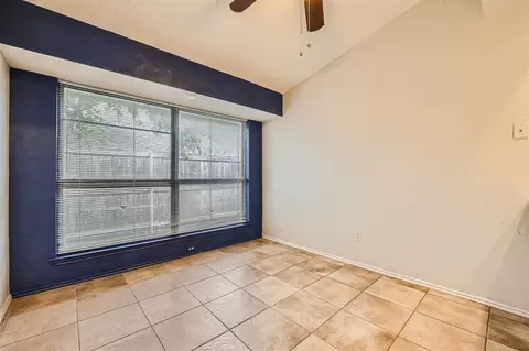 2300 Christopher Ln, Euless, TX 76040 photo 14