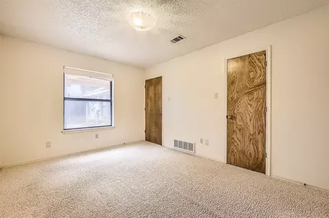2300 Christopher Ln, Euless, TX 76040 photo 24