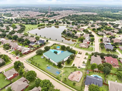 2704 Frontier Dr, Denton, TX 76210 photo 38