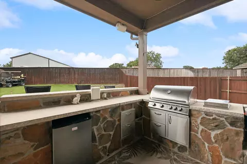 2704 Frontier Dr, Denton, TX 76210 photo 28