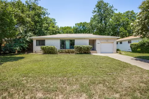 9735 E Lake Highlands Dr, Dallas, TX 75218