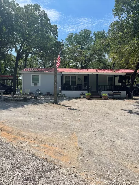 139 Aston Cir, Bridgeport, TX 76426