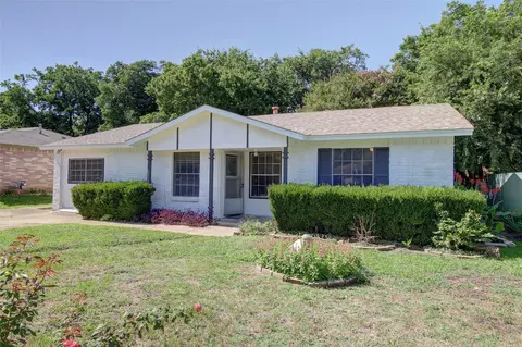 1311 Rosewood Ln, Arlington, TX 76010