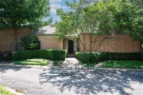 8858 Mccraw Dr, Dallas, TX 75209