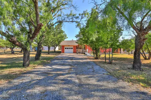 614 Sandy Ln, Clyde, TX 79510