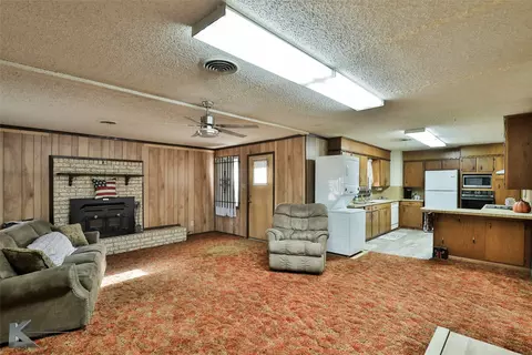 Living - 614 Sandy Ln, Clyde, TX 79510 photo 7 of 7