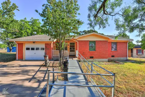 Exterior - 614 Sandy Ln, Clyde, TX 79510 photo 1 of 7