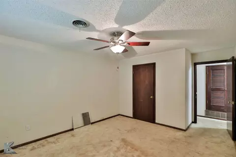 Bedroom - 614 Sandy Ln, Clyde, TX 79510 photo 6 of 6