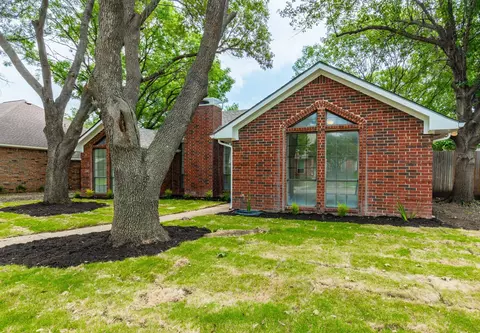 6808 Sweetwater Dr, Plano, TX 75023
