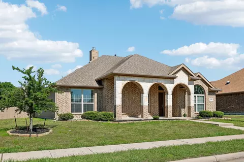 1209 Whispering Gln, Royse City, TX 75189