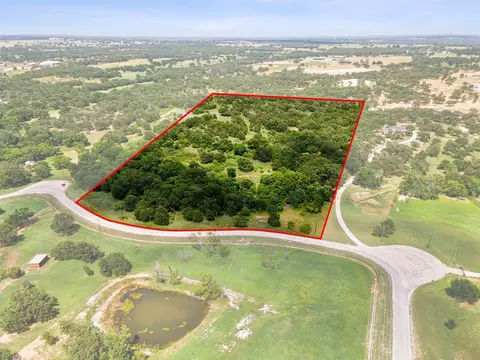 178 Falcon Dr, Weatherford, TX 76088