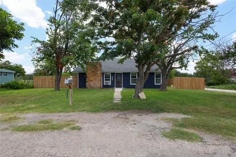 602 S Fentress St, San Saba, TX 76877