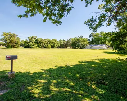 00 S Waco Ave, Dawson, TX 76639