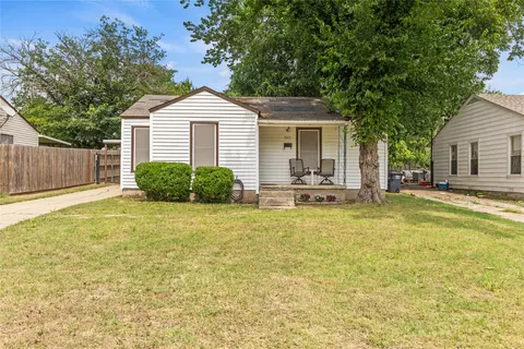 5005 Royal Dr, Fort Worth, TX 76116