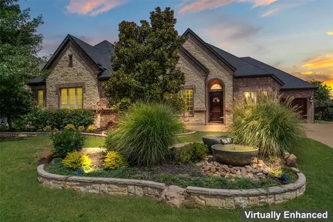2213 Malin Dr, Trophy Club, TX 76262