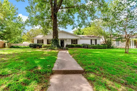 2695 Culbertson St, Paris, TX 75460