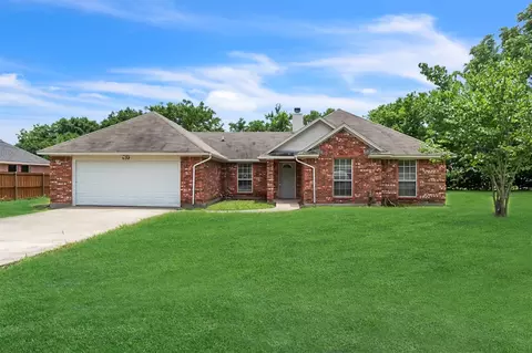 632 Bayport Dr, Lancaster, TX 75134