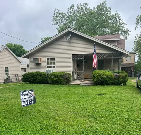 604 E Brown St, Ennis, TX 75119