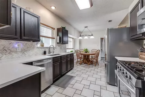 3317 Bermuda Dr, Rowlett, TX 75088 photo 8