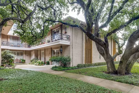 6324 Bandera Ave #A, Dallas, TX 75225