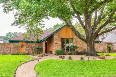 10103 Branwood Ln, Dallas, TX 75243