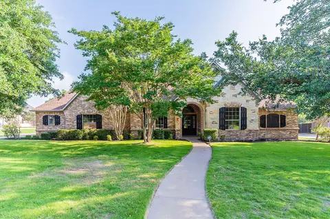 1330 Ashemore Ct, Midlothian, TX 76065