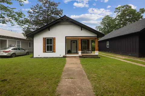 819 S Hazelwood St, Sherman, TX 75090