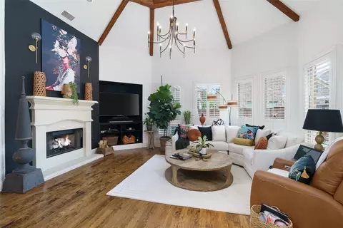 8325 Lindsay Gdns, The Colony, TX 75056
