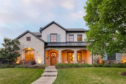 7134 Carrousel Cir, Dallas, TX 75214