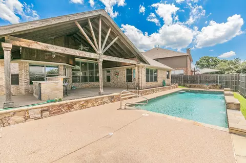 208 Carlow Ct, Keller, TX 76248