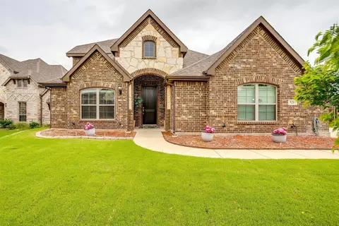 521 Sandia Park Dr, Burleson, TX 76028