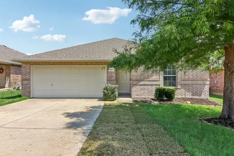 1417 Whitewater Dr, Little Elm, TX 75068