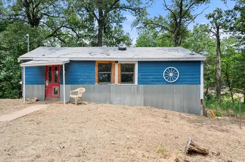208 Waikiki Trl, Tool, TX 75143