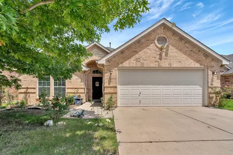 7120 Welshman Dr, Fort Worth, TX 76137