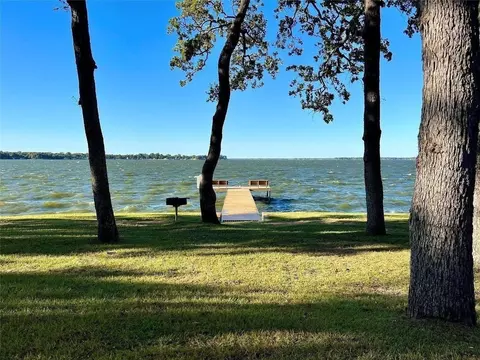 134 Quail Run Rd, Trinidad, TX 75163