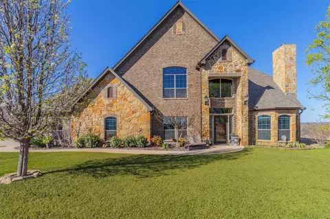 117 N Star Crossing Ln, Weatherford, TX 76088