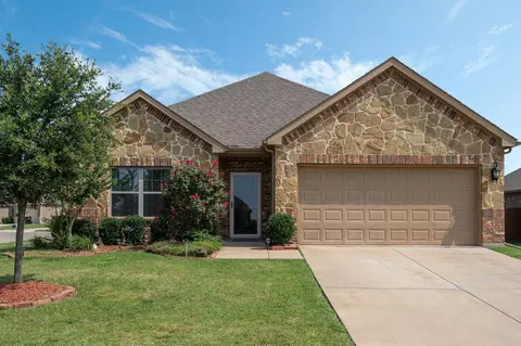 329 Pecos Dr, Crandall, TX 75114