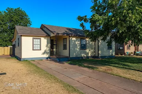 1402 Burger St, Abilene, TX 79603