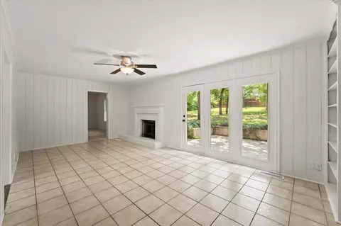 1204 E Windsor Dr, Denton, TX 76209 photo 12