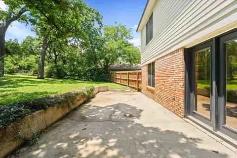 1204 E Windsor Dr, Denton, TX 76209 photo 31