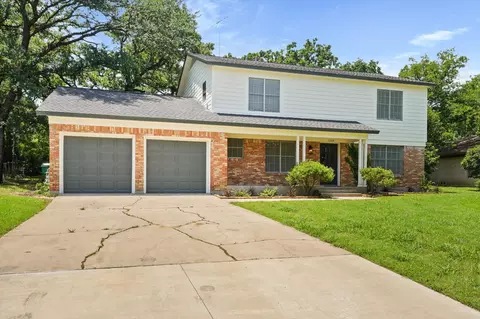 1204 E Windsor Dr, Denton, TX 76209 photo 4