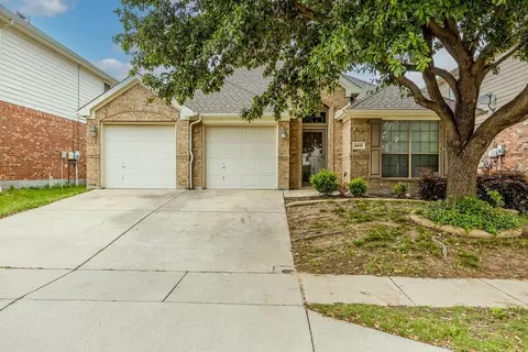 4341 Summer Star Ln, Fort Worth, TX 76244