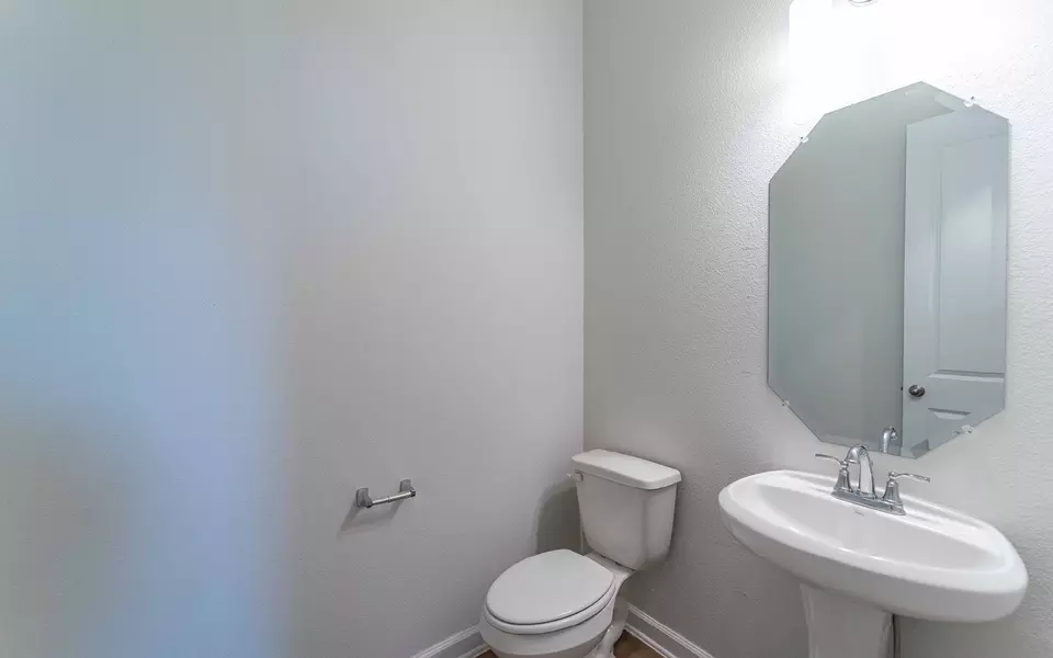 Bath - 1855 Navarre Way, Heath, TX 75032 photo 6 of 6