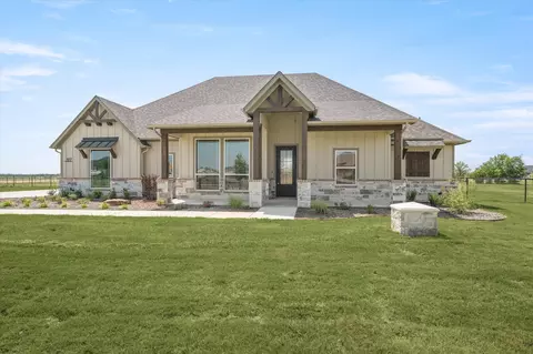 197 Frontera Dr, Decatur, TX 76234